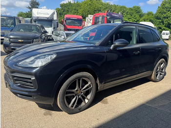 Легковой автомобиль PORSCHE
