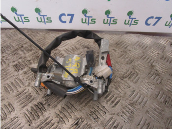 Кабина и интерьер ISUZU