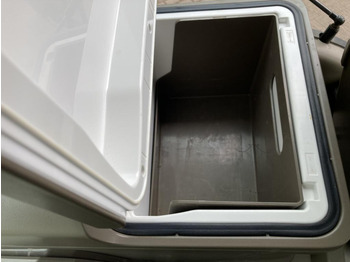 Новый Трактор John Deere TRAKTOR 8RX370: фото 2 Новый Трактор John Deere TRAKTOR 8RX370: фото 2