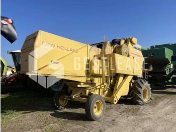 Зерноуборочный комбайн New Holland CLAYSON 1540: фото 2