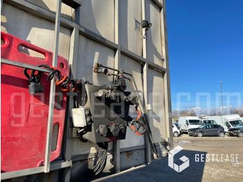 Полуприцеп для перевозки животных Samro ST39WG: фото 5 Полуприцеп для перевозки животных Samro ST39WG: фото 5