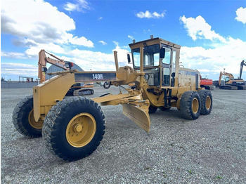 Грейдер CATERPILLAR 140H