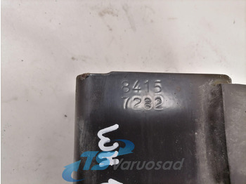 Бампер для Грузовиков Volvo Bumper bracket 84157282: фото 3 Бампер для Грузовиков Volvo Bumper bracket 84157282: фото 3