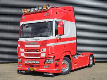 Тягач SCANIA R 450