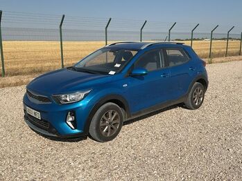 Легковой автомобиль KIA