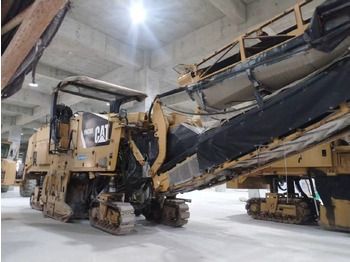 Дорожная фреза CATERPILLAR