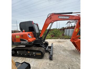 Мини-экскаватор DOOSAN DX60