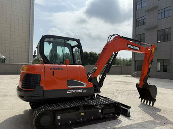 Мини-экскаватор DOOSAN DX75: фото 3 Мини-экскаватор DOOSAN DX75: фото 3