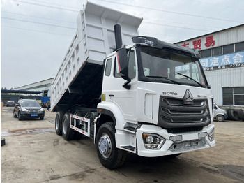 Самосвал SINOTRUK Hohan 6*4: фото 2 Самосвал SINOTRUK Hohan 6*4: фото 2