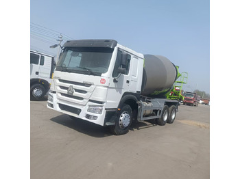 Автобетоносмеситель SINOTRUK HOWO