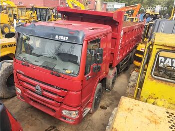 Самосвал Sinotruk Howo 8×4: фото 1