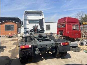 Тягач Howo 6x4: фото 3 Тягач Howo 6x4: фото 3