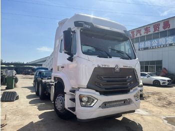 Тягач Howo 6x4: фото 2 Тягач Howo 6x4: фото 2