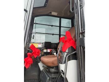 Мини-экскаватор YANMAR VIO80: фото 5 Мини-экскаватор YANMAR VIO80: фото 5
