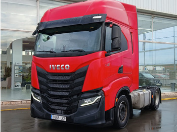 Тягач IVECO