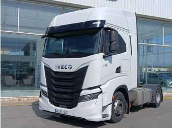 Тягач IVECO
