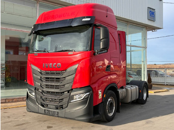 Тягач IVECO