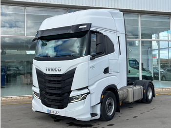 Тягач IVECO S-WAY