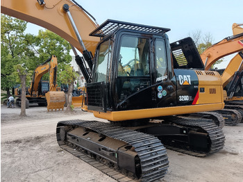 Гусеничный экскаватор CATERPILLAR 320D2