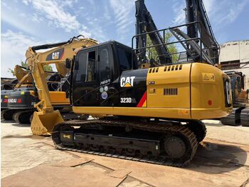 Гусеничный экскаватор CATERPILLAR 323D2L