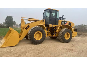 Колёсный погрузчик CATERPILLAR 950GC