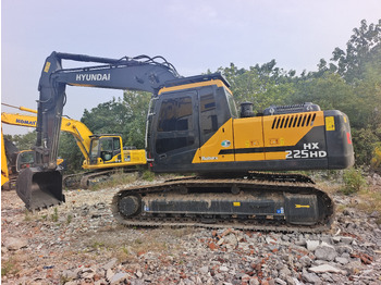 Гусеничный экскаватор HYUNDAI