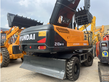 Колёсный экскаватор HYUNDAI ROBEX 210W-9S: фото 2