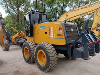 Грейдер XCMG GR2153 WITH RIPPER AND TWO BLADES: фото 2 Грейдер XCMG GR2153 WITH RIPPER AND TWO BLADES: фото 2