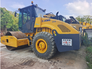 Дорожный каток XCMG XS203J