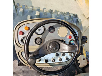 Дорожный каток XCMG XS223J WITH SHEEP FOOT PAD: фото 3