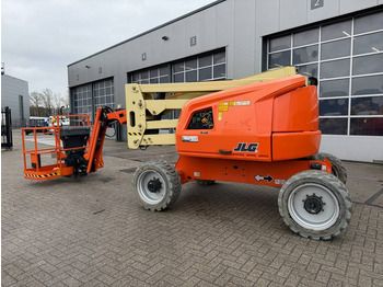 Коленчатый подъемник JLG