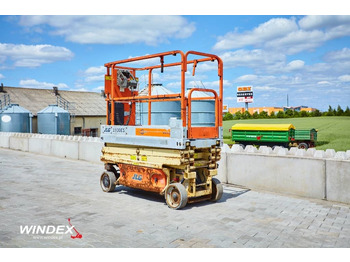 Ножничный подъемник JLG
