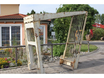 Кузов и экстерьер LIEBHERR