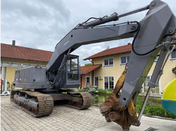 Гусеничный экскаватор VOLVO EC300