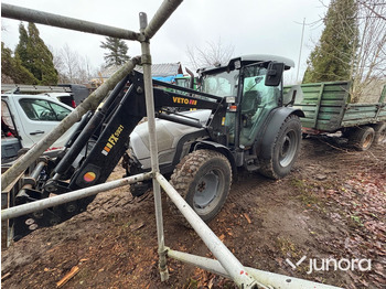 Трактор LAMBORGHINI