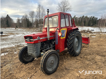 Трактор MASSEY FERGUSON 100 series