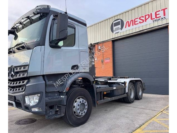 Крюковой мультилифт MERCEDES-BENZ Arocs 2643