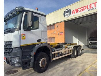 : фото в шапке страницы