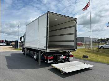 Грузовик с закрытым кузовом MAN TGL 8-220 4x2 BL incl. 2 stk veksellad: фото 3