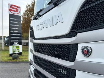 Тягач SCANIA R 500