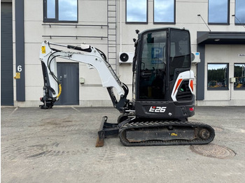 Мини-экскаватор BOBCAT E26