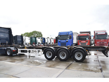 Полуприцеп-контейнеровоз/ Сменный кузов Krone SDC 27 - BPW AXLES - DRUM BRAKES -: фото 3