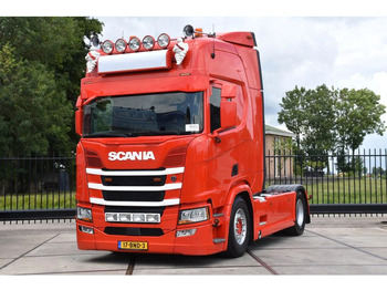 Тягач SCANIA R 450