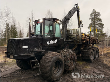 Форвардер VALMET