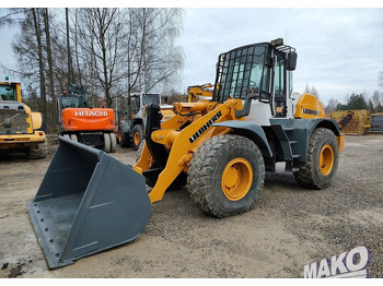 Колёсный погрузчик LIEBHERR