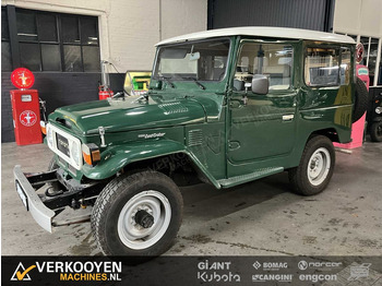 Легковой автомобиль TOYOTA Land Cruiser