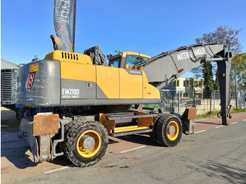 Перегружатель для транспортировки мусора Volvo EW 210 D waste industry handler 25ton umslagbagger: фото 2