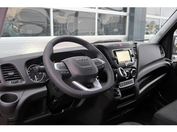 Цельнометаллический фургон Iveco Daily 35S18HV 3.0 L2H2 BPM VRIJ/ AUT/ 2X SCHUIFDEUR/ CAMERA/ CRUISE/ CLIMA/ NAVI/ LED: фото 2