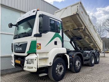 Самосвал MAN TGS 32.420