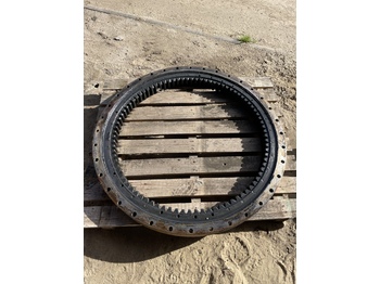 Поворотное кольцо NEW HOLLAND